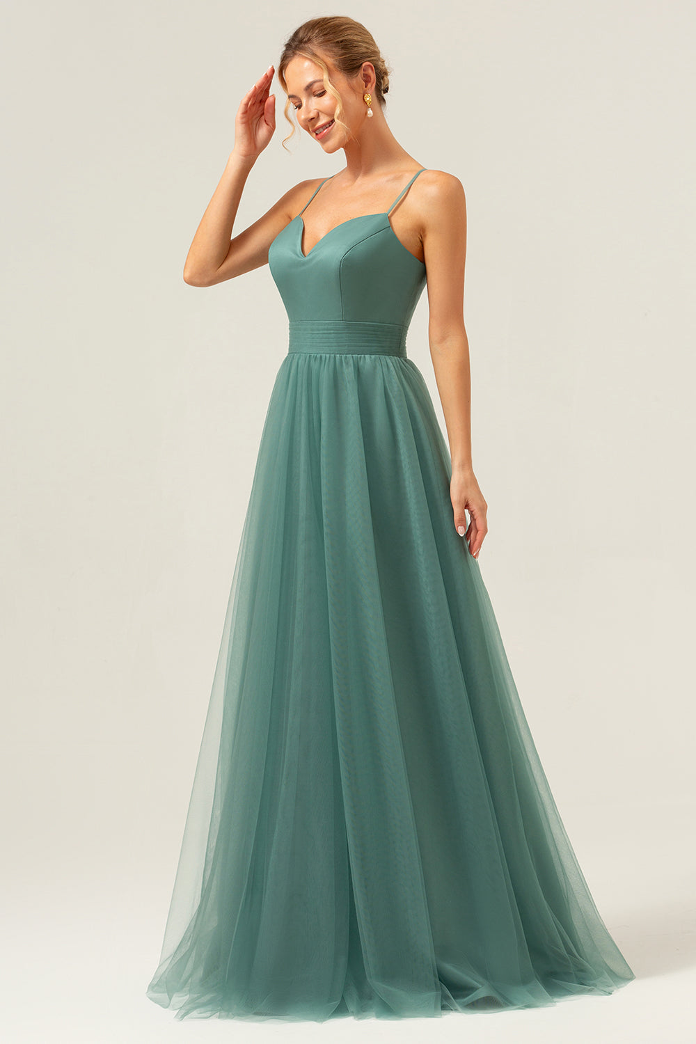 Tirantes de espagueti de eucalipto Tul Vestido largo de dama de honor de línea A