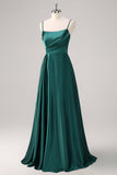 Vestido de dama de honor largo fruncido con tirantes de espagueti verde oscuro