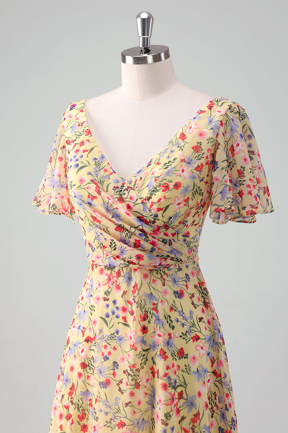 Vestido de fiesta largo de manga corta con escote en V con estampado de flores amarillas