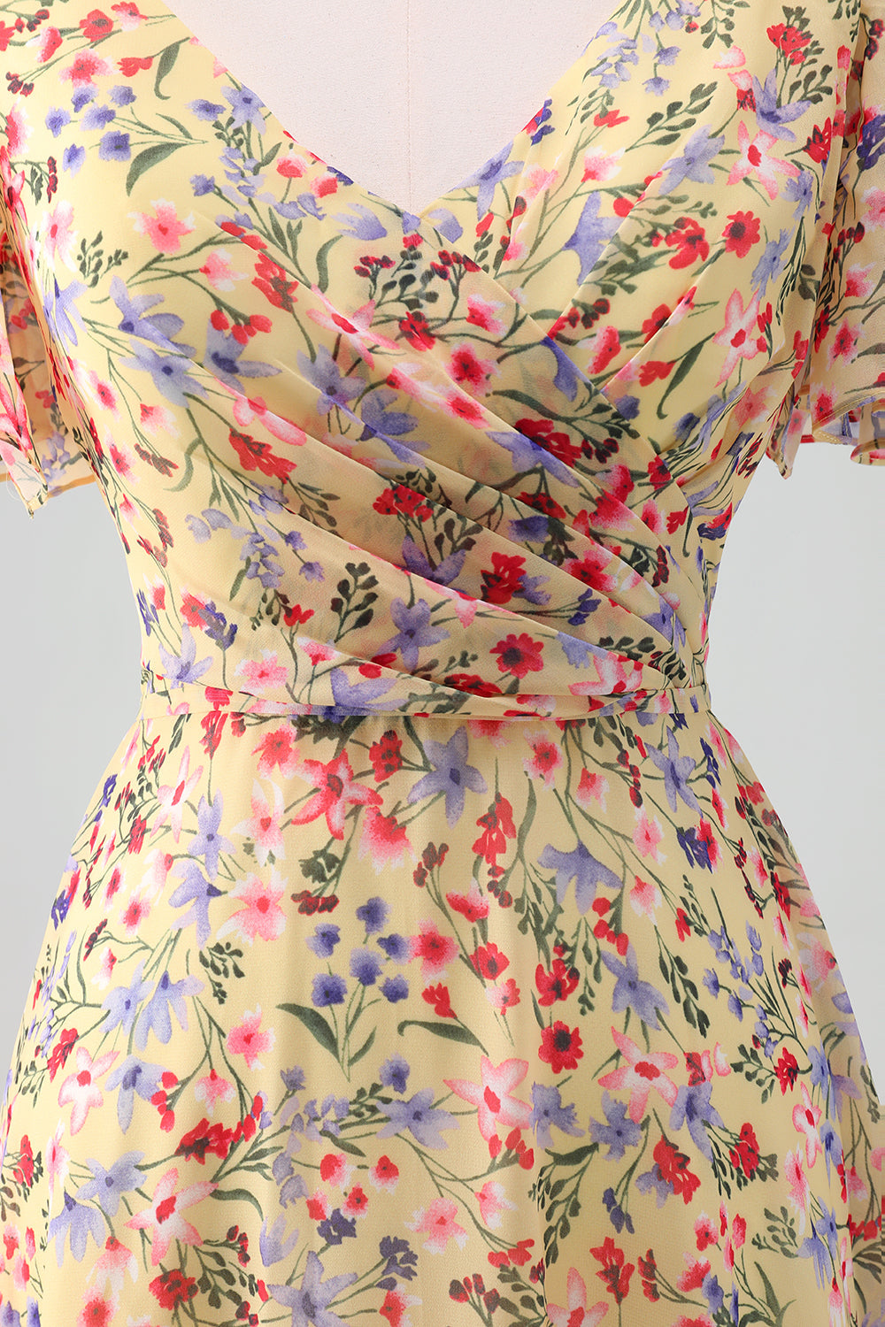 Vestido de fiesta largo de manga corta con escote en V con estampado de flores amarillas