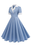 Vestido azul A Line con escote en V de la década de 1950 y mangas cortas