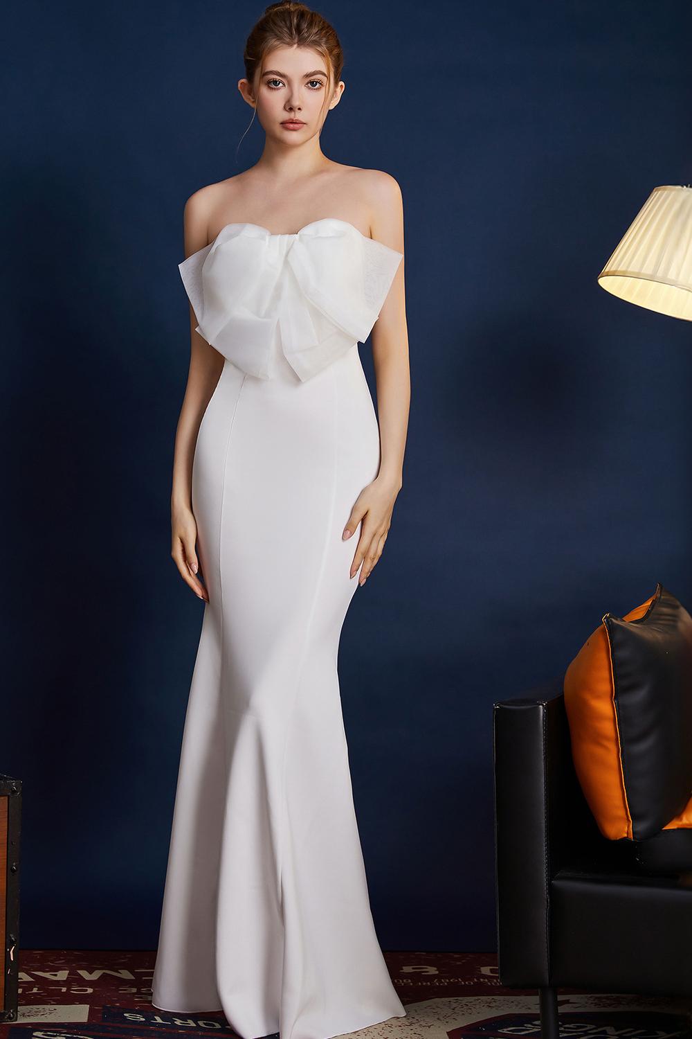 Vestido de fiesta largo sin tirantes de sirena rosa con lazo