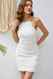 Vestido corto halter blanco ajustado de regreso a casa con encaje
