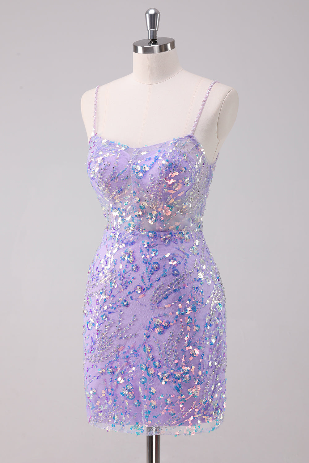 Vestido de fiesta corto con lentejuelas tirantes finos y ajustado color morado brillante
