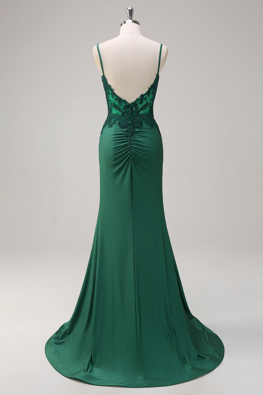 Tirantes de espagueti de sirena verde oscuro Vestido de fiesta largo de satén fruncido con abalorios