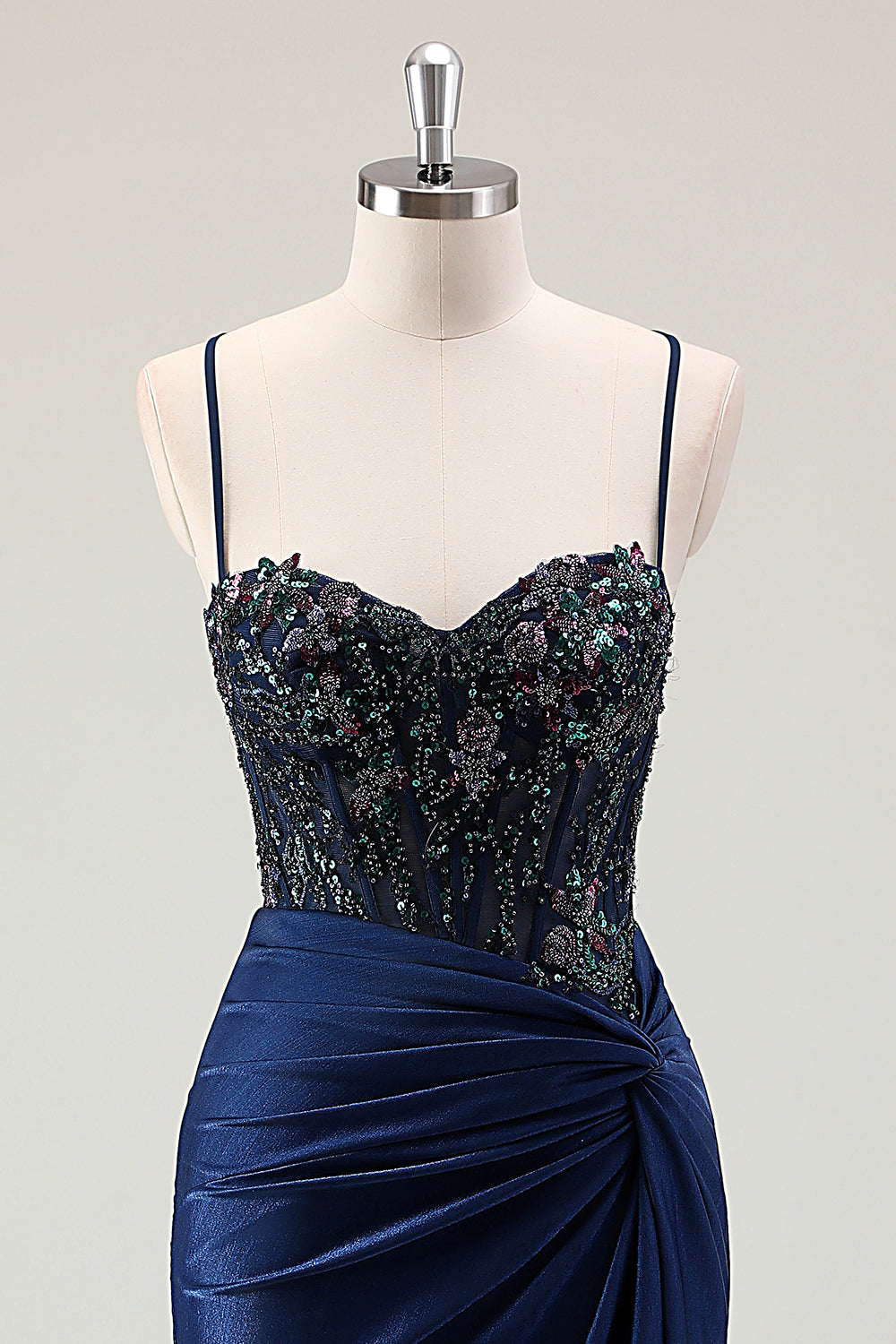 Vestido de fiesta de lentejuelas brillantes con tirantes de sirena azul marino oscuro con abertura