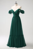 Vestido largo de dama de honor de gasa con cuello en V de línea verde oscuro