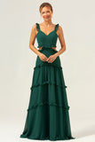 Vestido largo de dama de honor con volantes de gasa verde oscuro con una línea con hueco