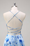 Vestido largo de dama de honor con tirantes florales azules con abertura