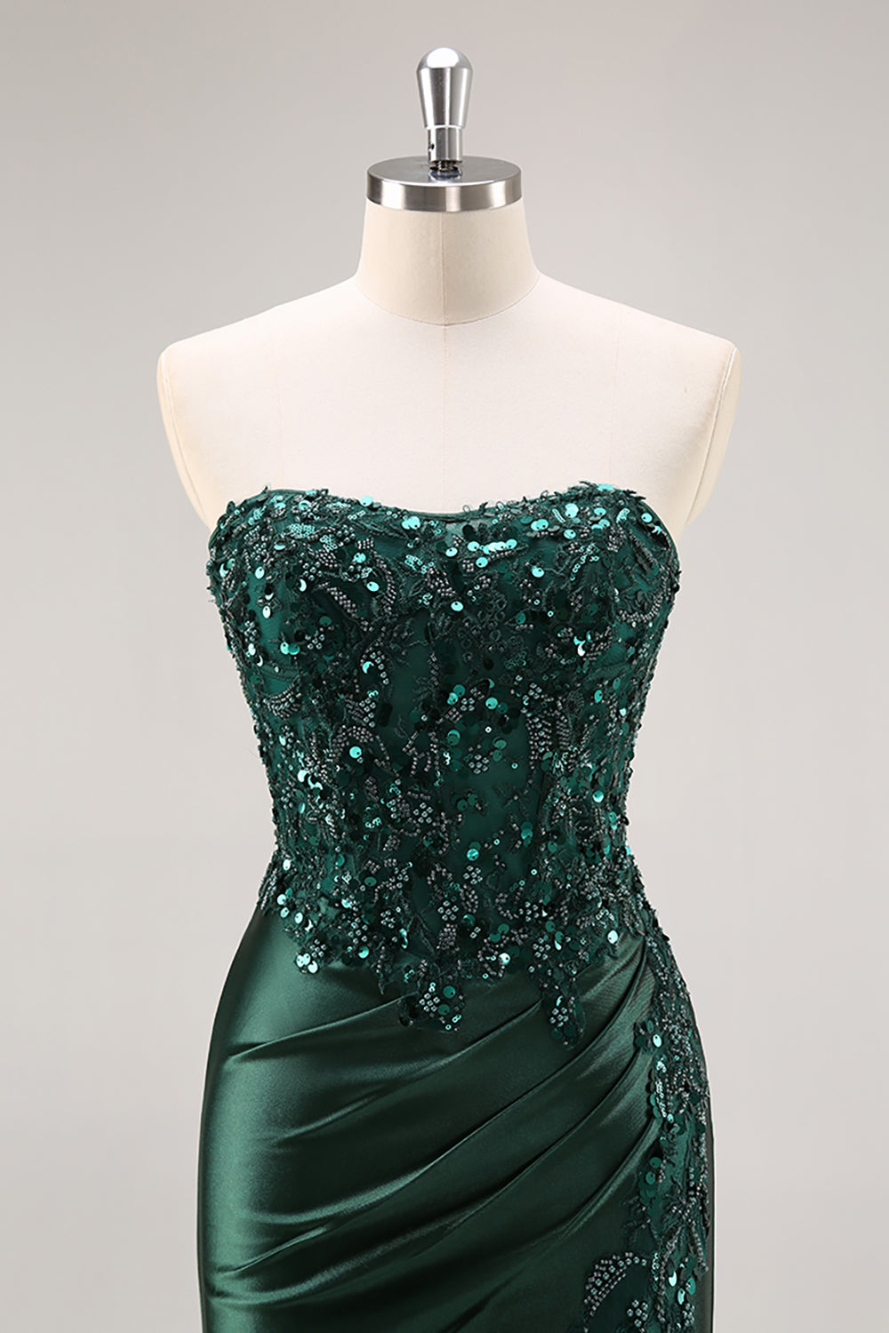 Vestido de fiesta de sirena verde oscuro sin tirantes con abertura