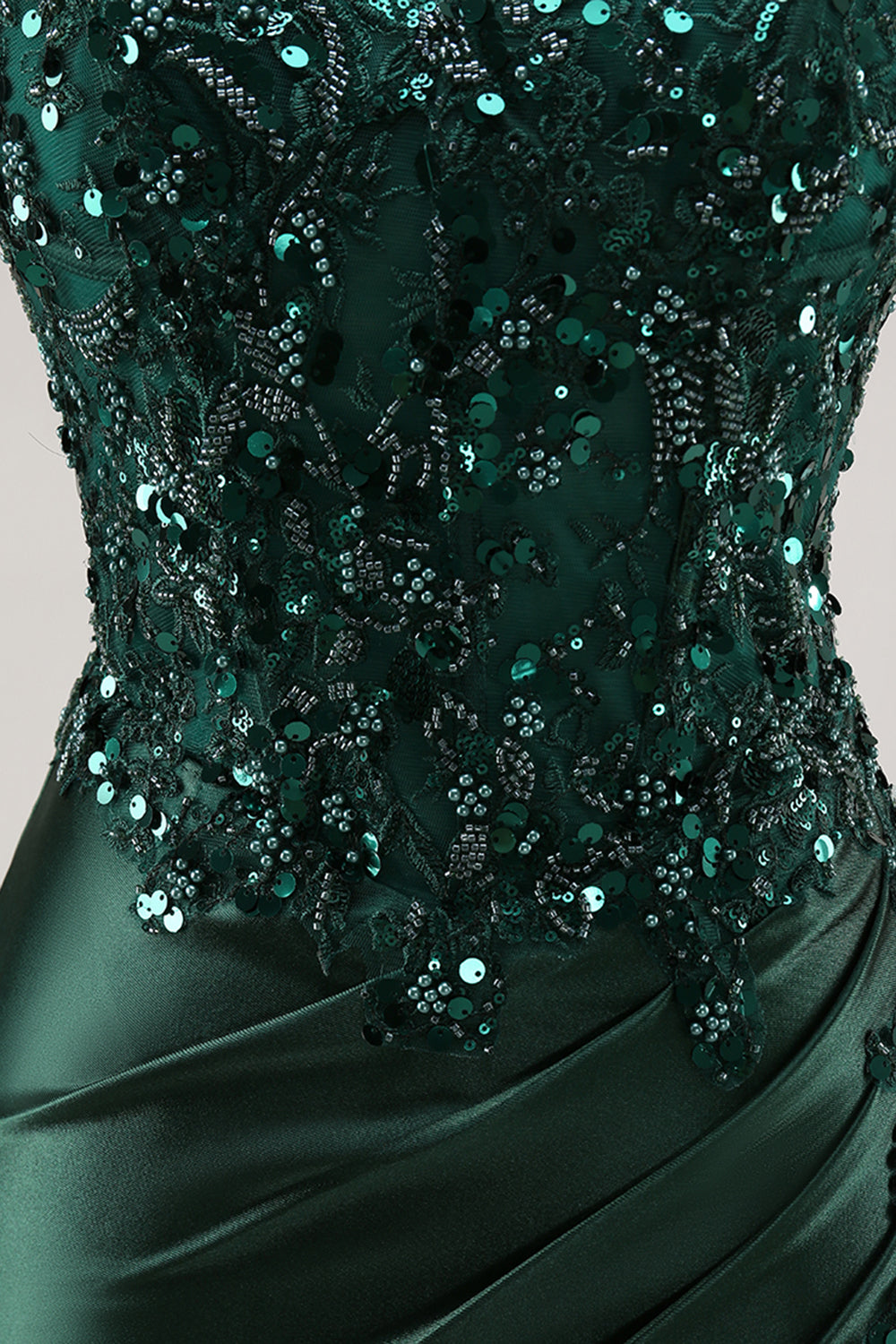 Vestido de fiesta de sirena verde oscuro sin tirantes con abertura