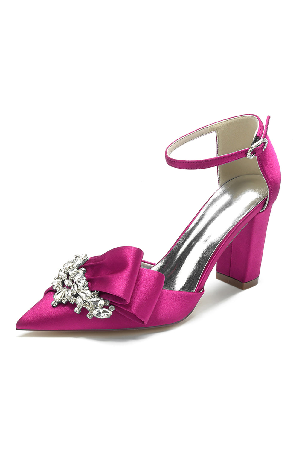 Zapatos negros de tacón grueso con lazo