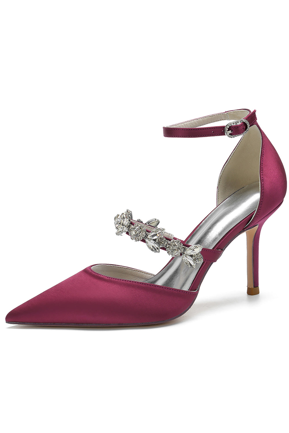 Tacones altos puntiagudos de pedrería marfil