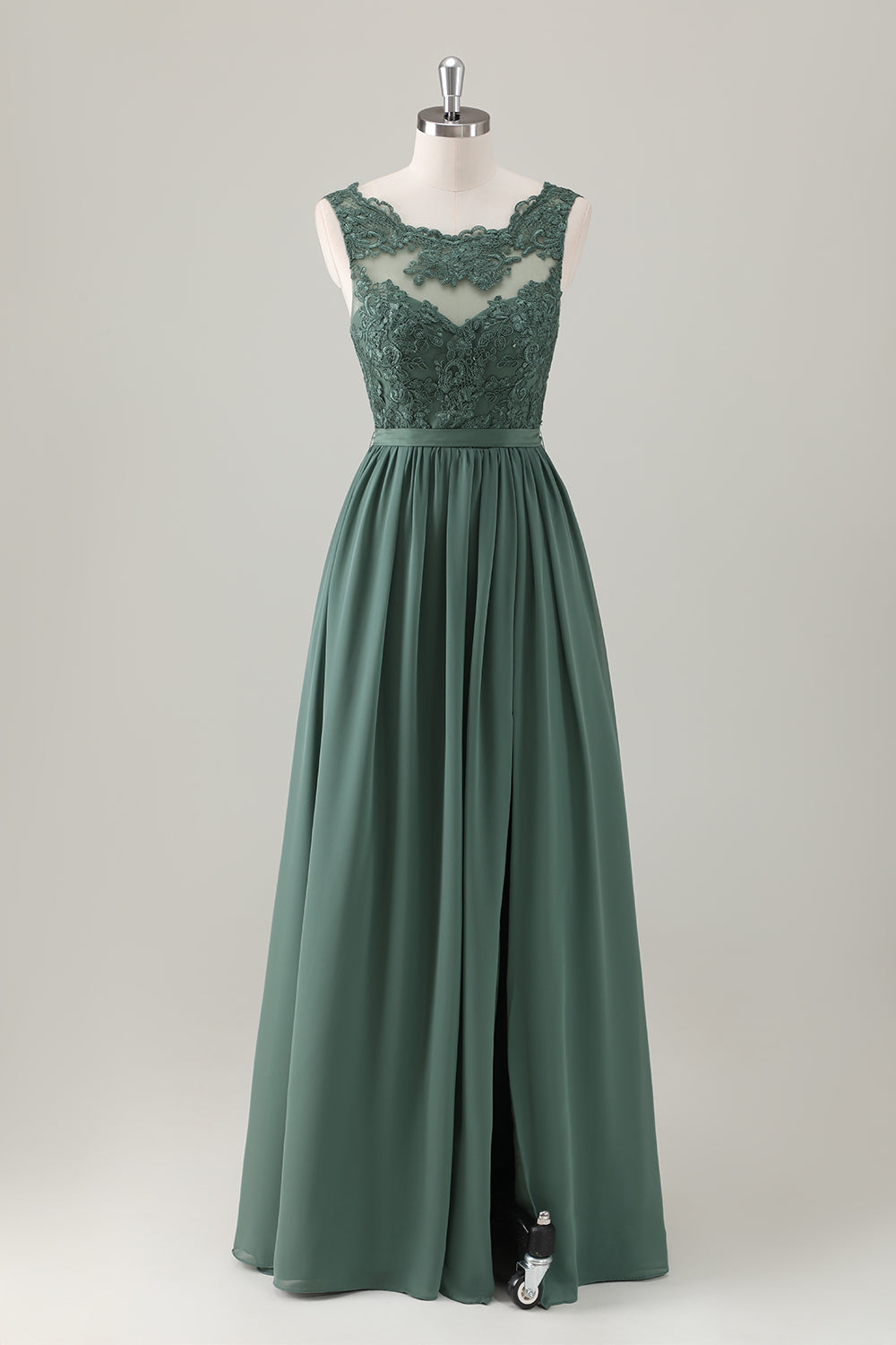 Vestido largo de dama de honor de encaje de eucalipto con abertura