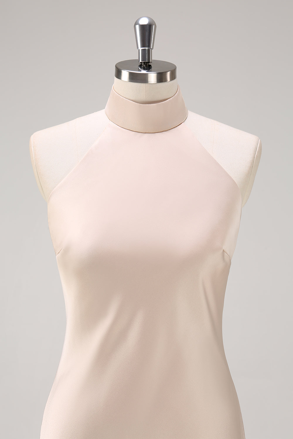 Vestido de dama de honor de sirena halter champán con abertura