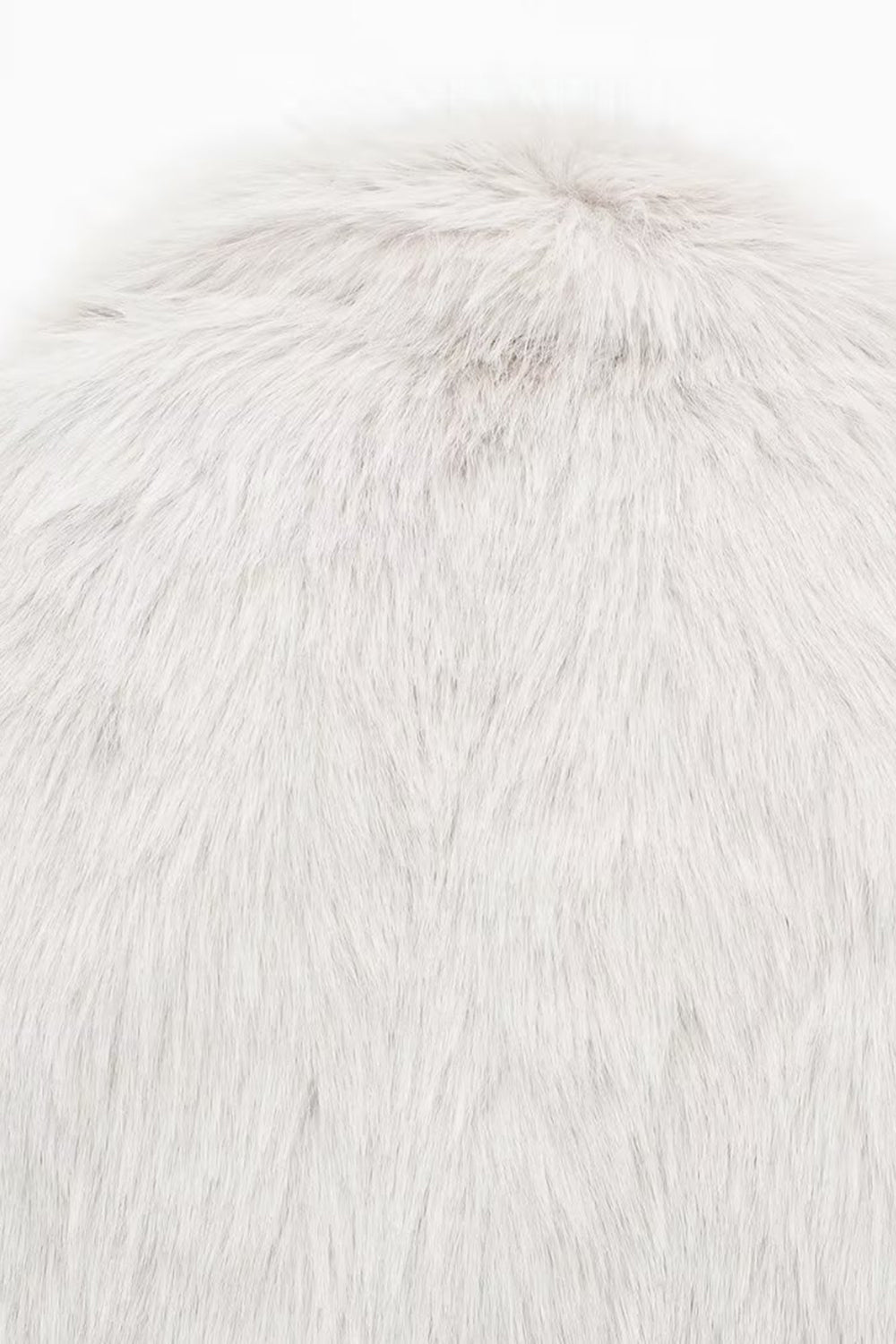 Abrigo de piel para mujer con solapa con muescas en color marfil