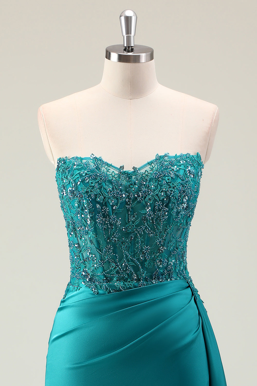 Corsé de novia de vaina verde Vestido de fiesta largo con cuentas y encaje con apliques