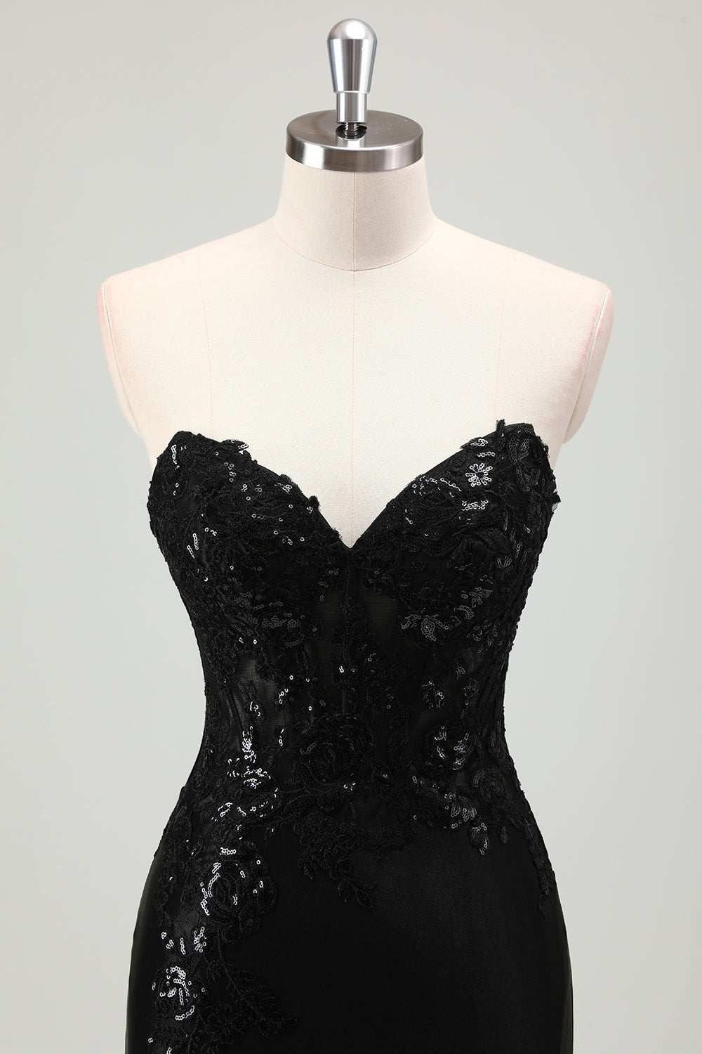 Vestido de fiesta largo con apliques de corsé sin tirantes de sirena negra brillante con abertura