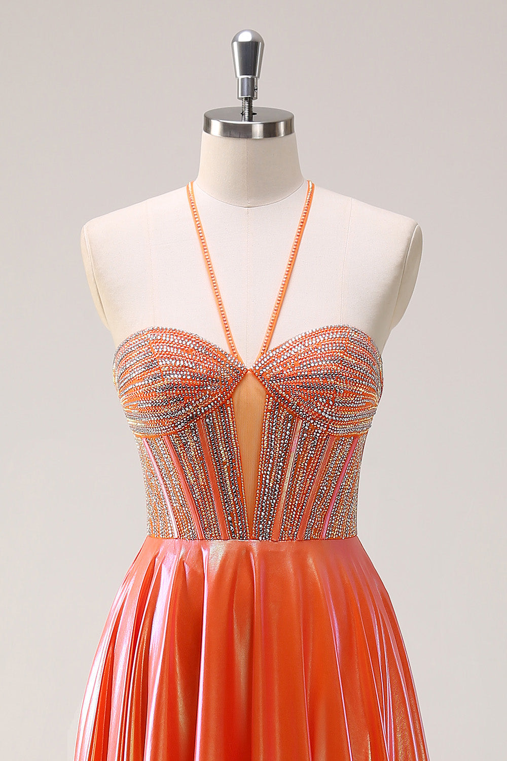Vestido de fiesta largo con cuentas metalizadas de color naranja brillante
