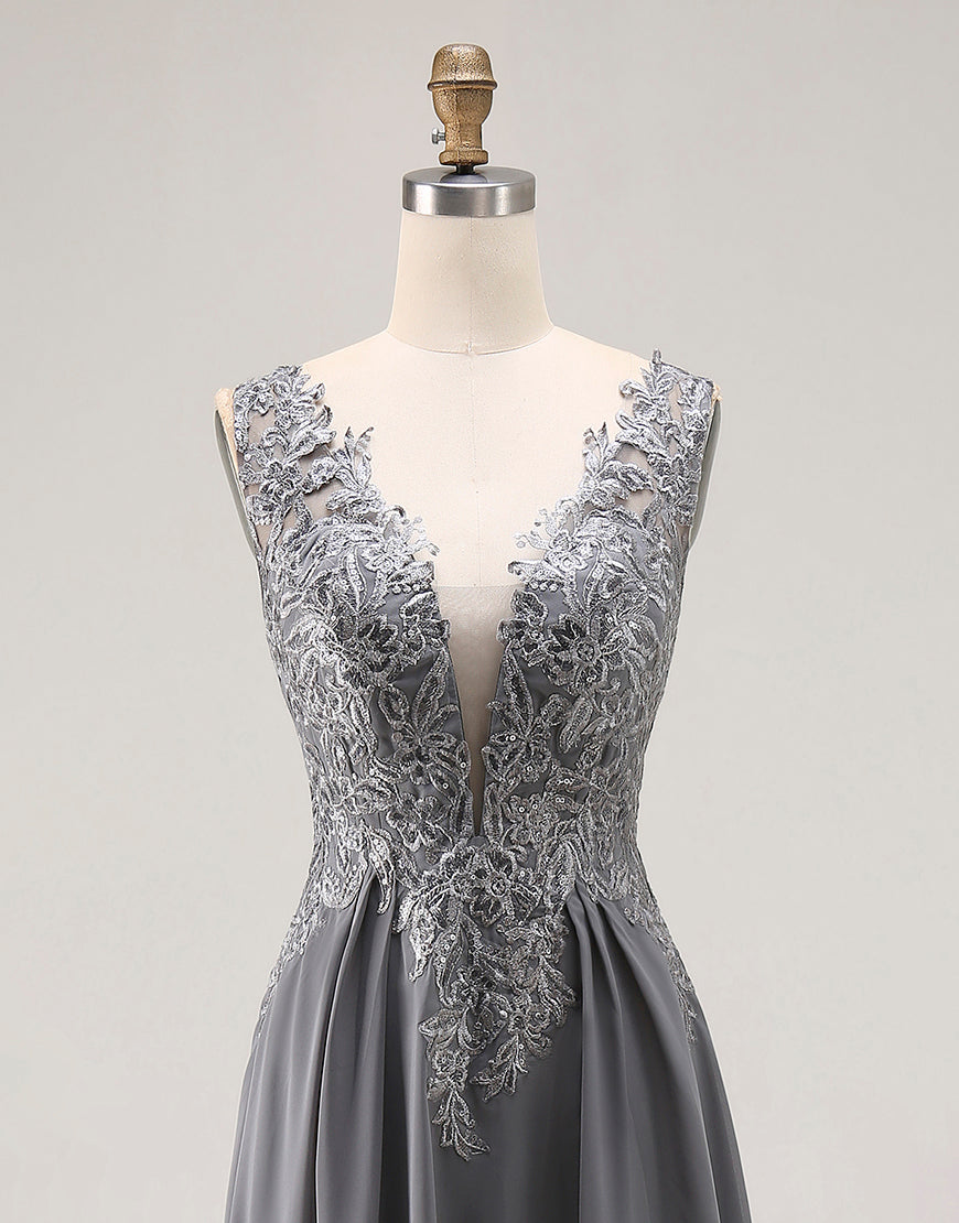Carboncillo A Line Apliques de encaje con escote en V Vestido de la madre de la novia