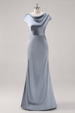 Vestido de dama de honor con cuello de campana de satén azul grisáceo con mangas de capa