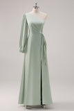 Vestido de dama de honor de un hombro de un solo hombro Sage Green A Line con abertura