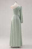 Vestido de dama de honor de un hombro de un solo hombro Sage Green A Line con abertura