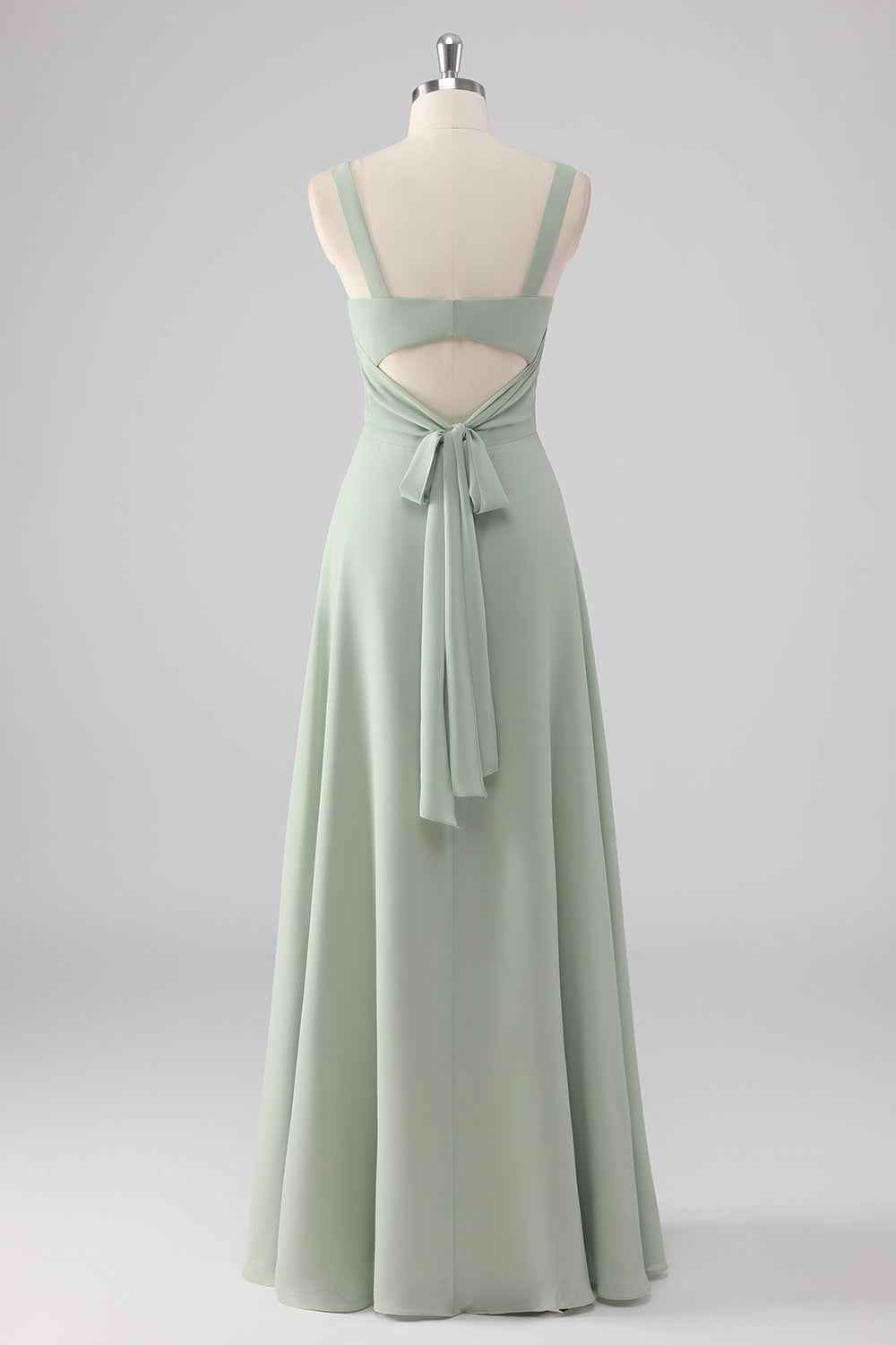 Vestido de dama de honor de gasa con cuello en V verde salvia de una línea con abertura