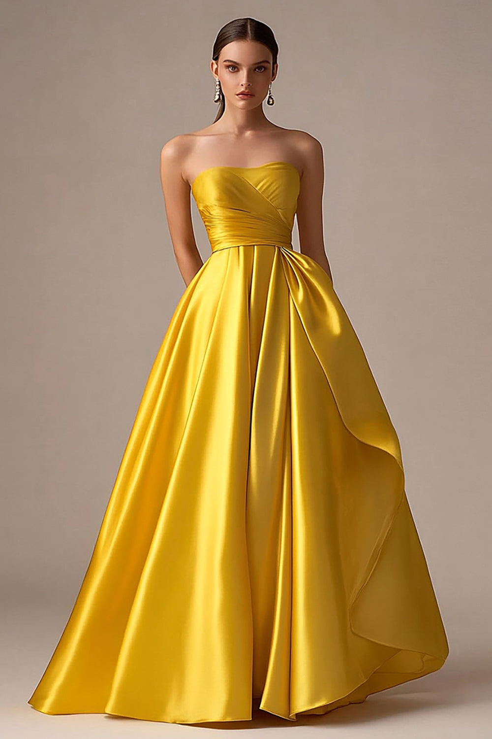 Vestido de fiesta largo de satén sin tirantes amarillo