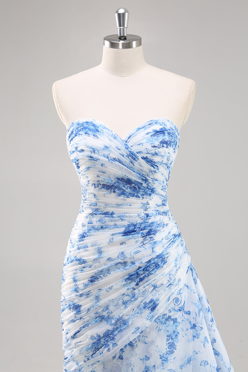 Vestido de fiesta floral blanco sirena blanco azul