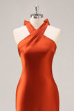 Vestido largo de dama de honor de sirena halter de satén óxido con lazo