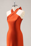 Vestido largo de dama de honor de sirena halter de satén óxido con lazo