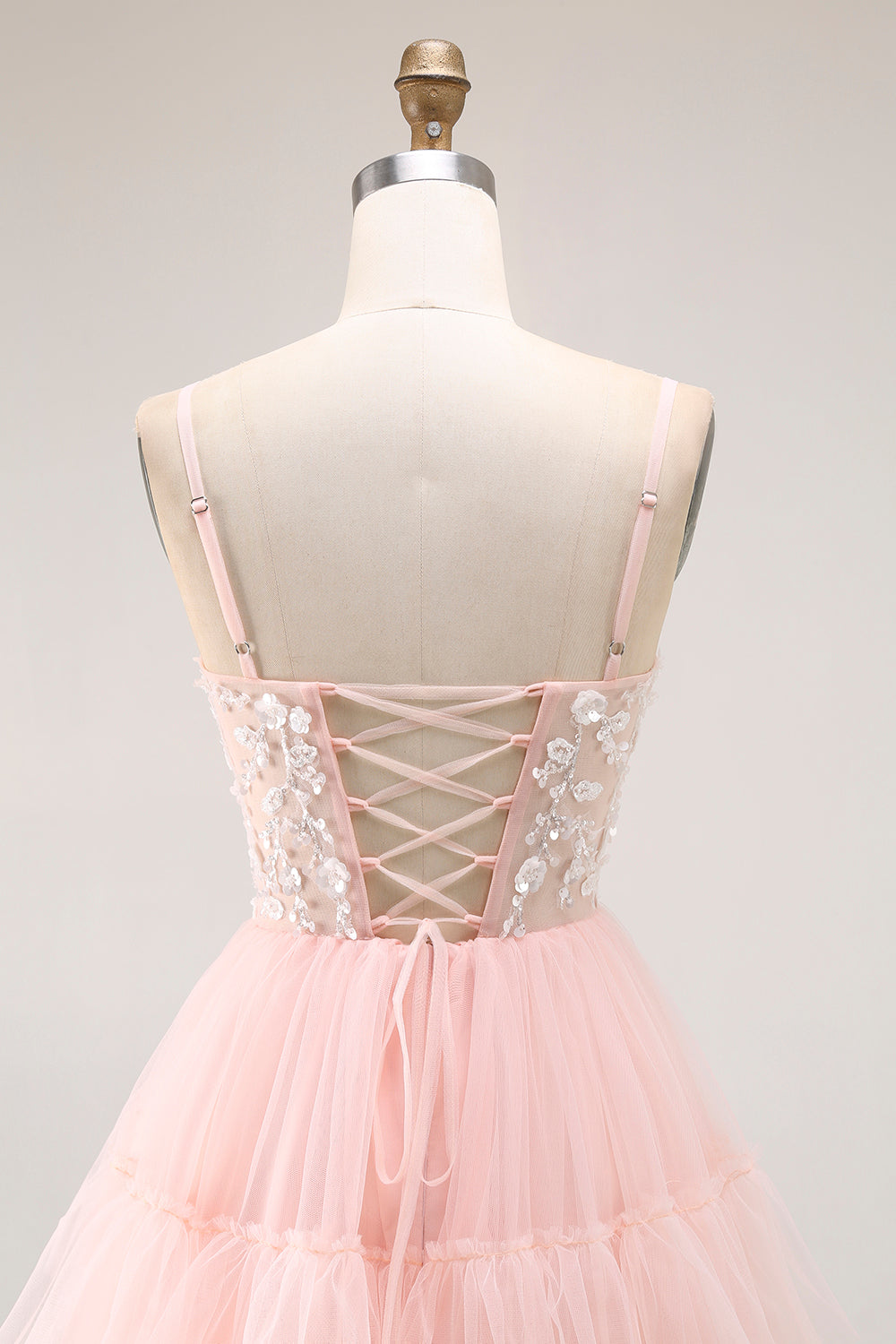 Vestido largo de fiesta con volantes en capas y lentejuelas Blush A Line Corset con apliques