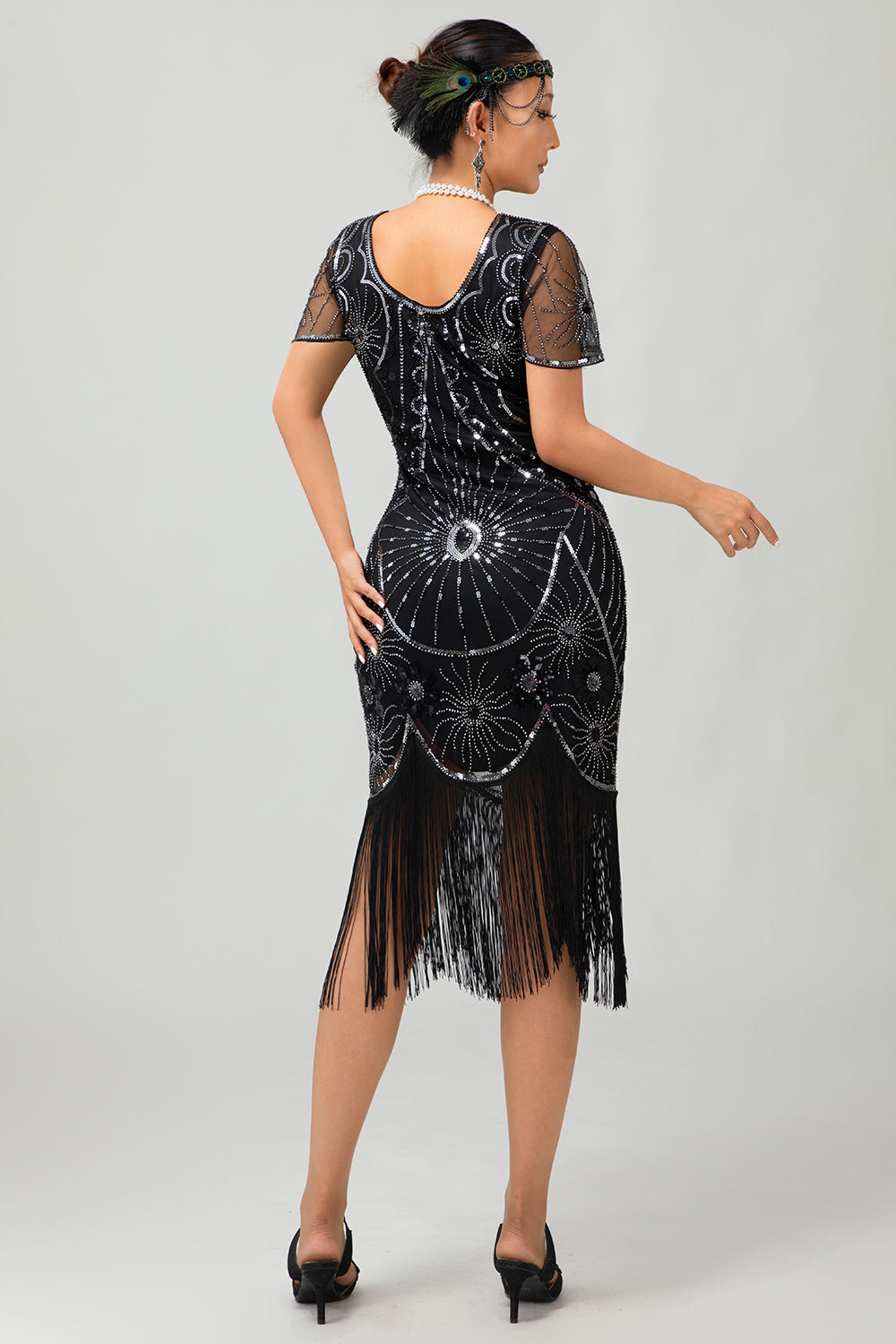 Vestido ajustado con flecos negro y rojo Gatsby de los años 20 con lentejuelas