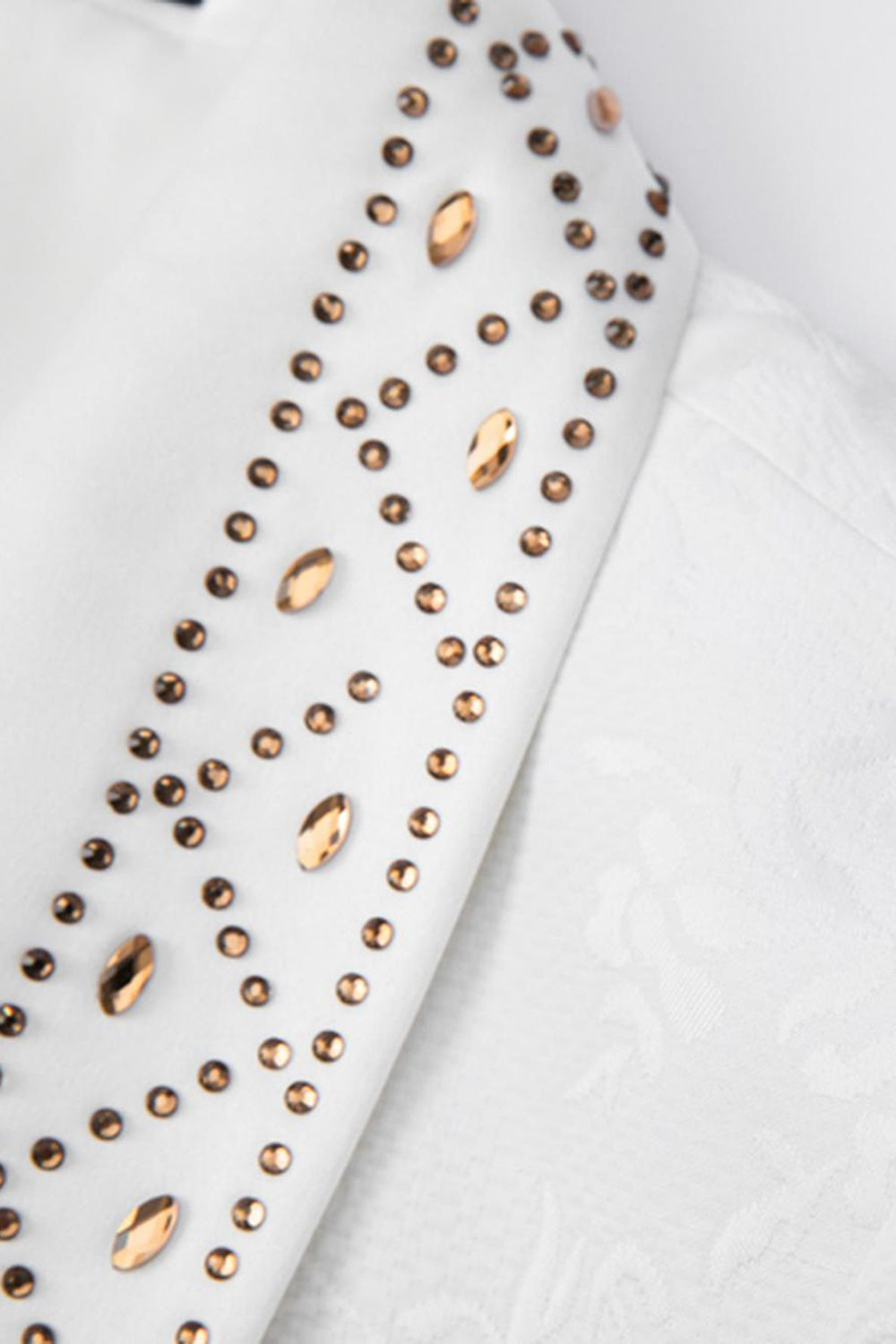 Trajes de hombre de 2 piezas con solapa de chal blanco con cuentas