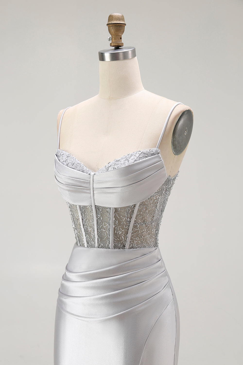 Vestido largo de fiesta plisado con tirantes finos de sirena dorada con abertura