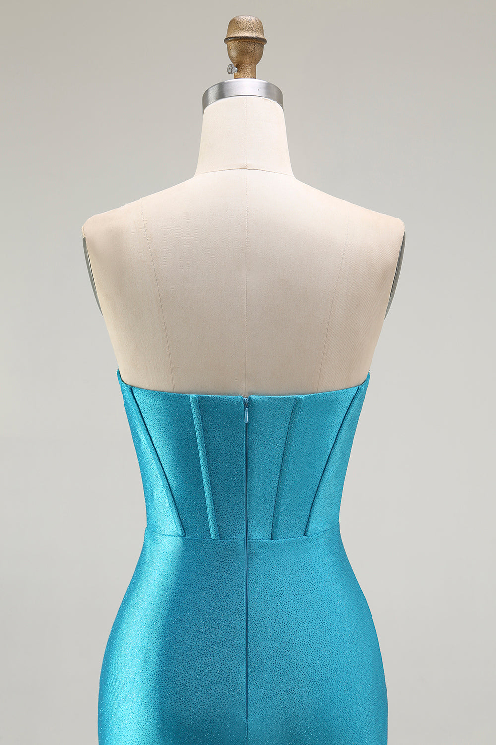Vestido de fiesta azul con corsé sin tirantes de sirena con abertura de volantes