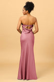 Vestido de dama de honor de sirena satén azul gris