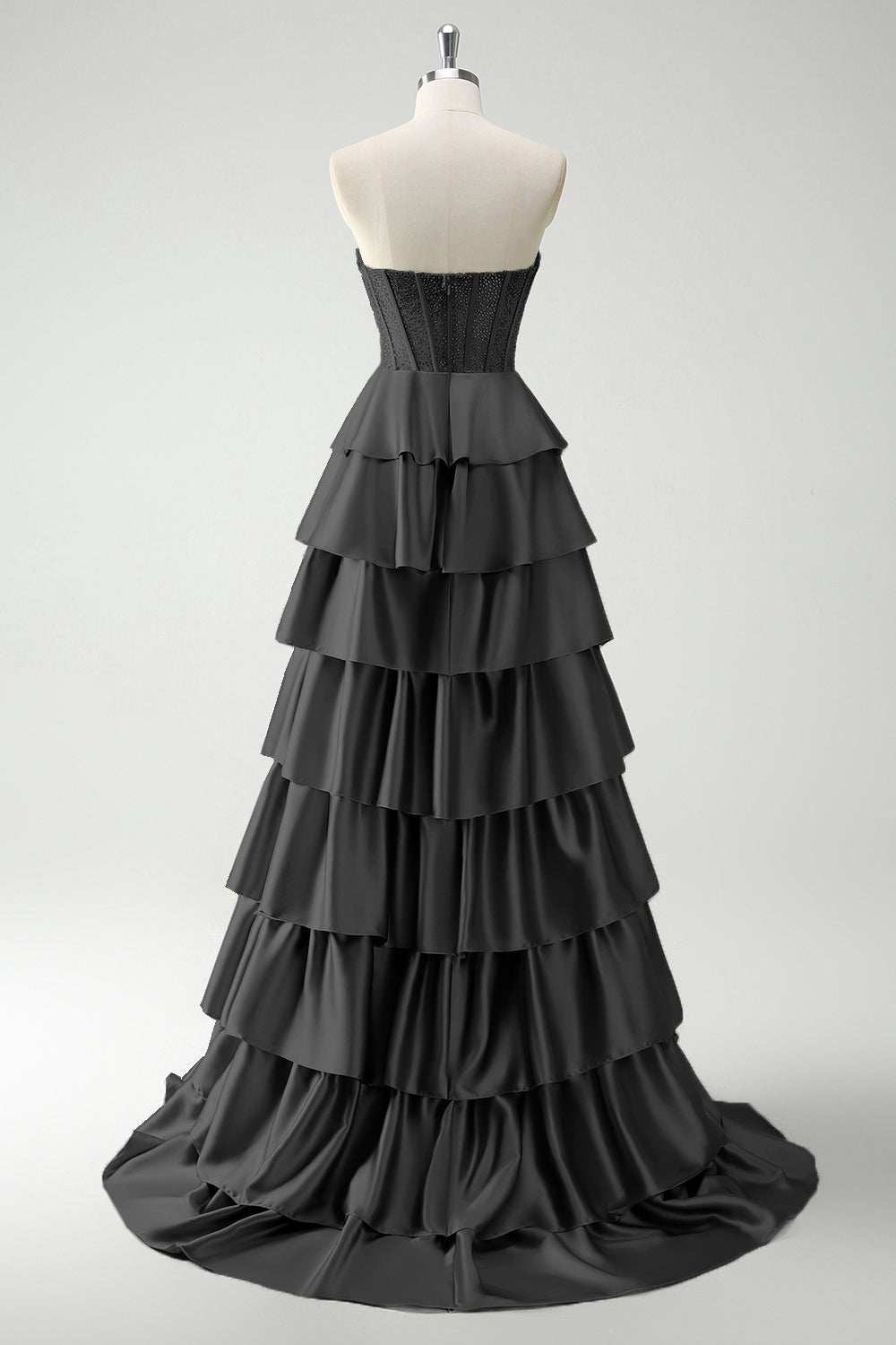 Vestido largo de baile con corsé de cuentas y cuentas de princesa en color burdeos con abertura