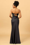 Vestido de dama de honor de sirena satén azul gris