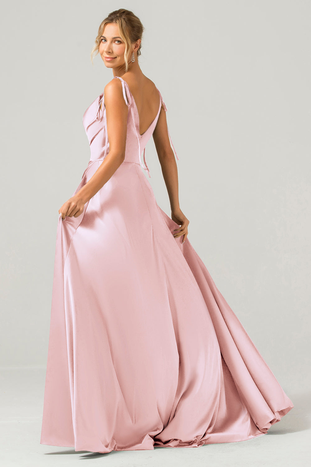 Vestido largo de dama de honor fruncido con tirantes finos de línea A verde oscuro con abertura