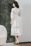 Vestido blanco de encaje largo con mangas largas
