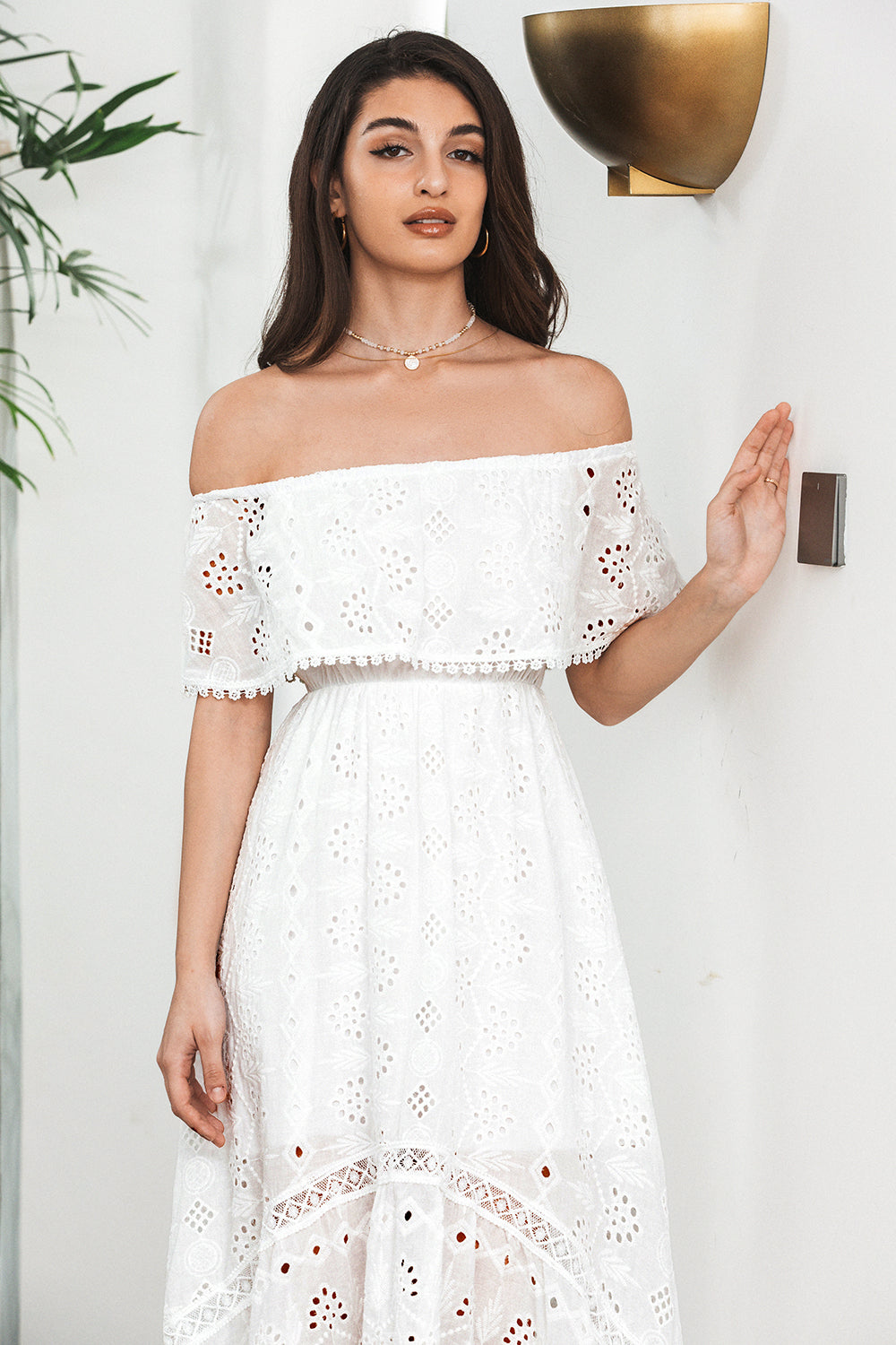 Vestido de fiesta de compromiso boho blanco alto bajo hueco