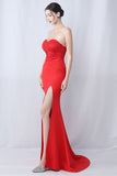 Vestido formal largo de novia de sirena negra con abertura