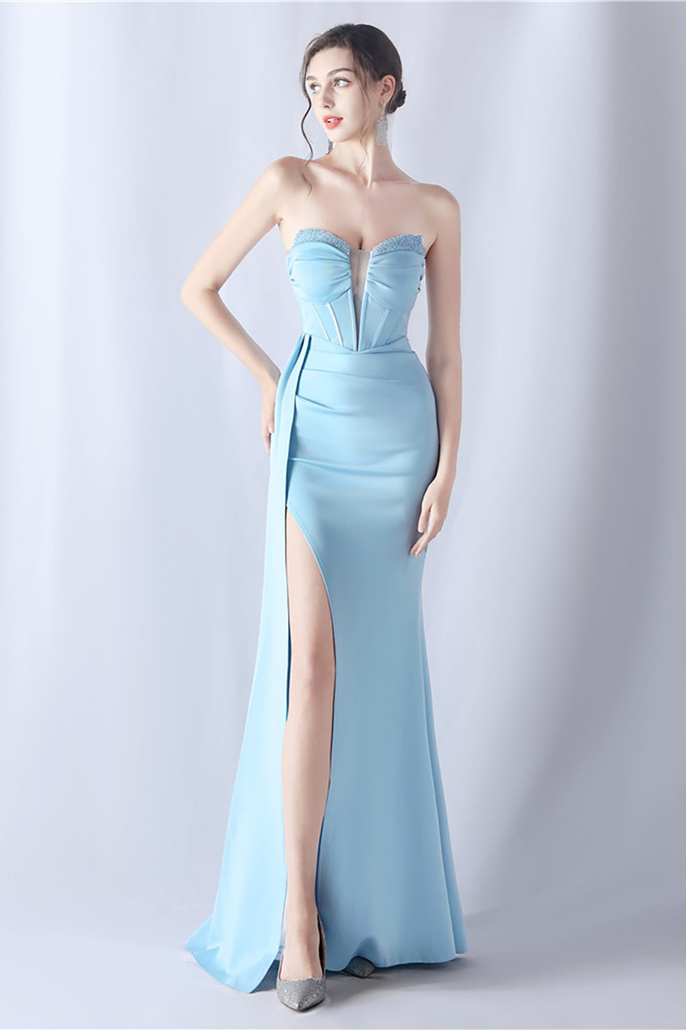 Vestido de fiesta de corsé largo sin tirantes de sirena azul marino con abertura