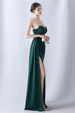 Vestido de fiesta de corsé largo sin tirantes de sirena azul marino con abertura