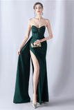 Vestido de fiesta de corsé largo sin tirantes de sirena azul marino con abertura