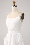 Vestido corto de graduación blanco con tirantes de espagueti de línea A