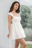 Vestido de graduación corto blanco simple de línea A