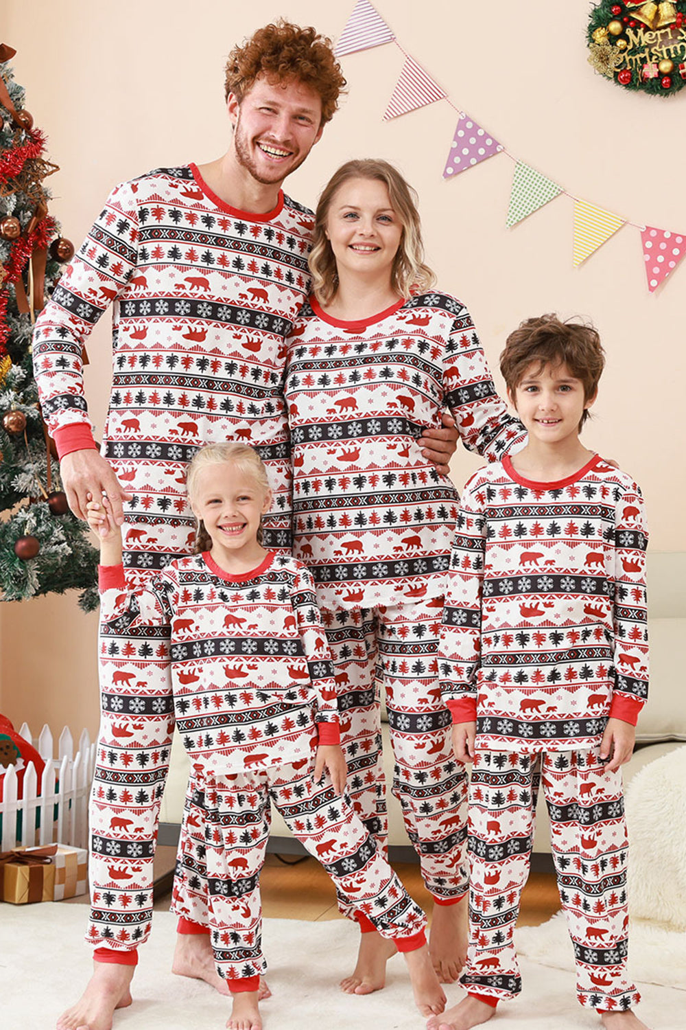 Conjunto de pijama a juego con estampado navideño Fmaily en blanco y negro
